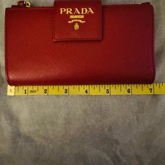 Prada Red Leather Compact Zippy Wallet W/ COA - Picture 12 of 14